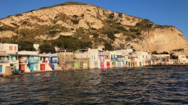 Discovering the charm of Klima – Milos’ Picturesque Seaside Village