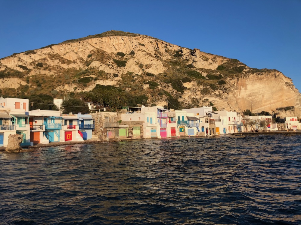 Discovering the charm of Klima – Milos’ Picturesque Seaside Village